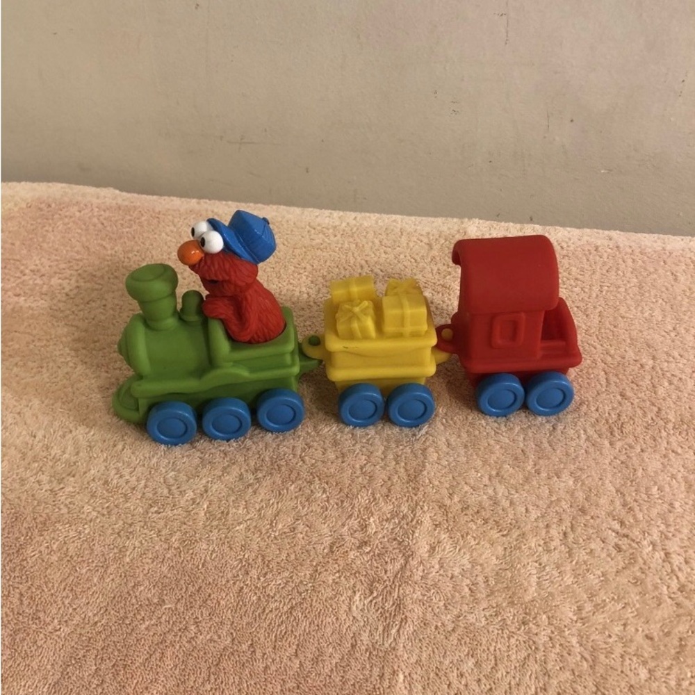 Illco Sesame Street Elmo Soft Train 3 Piece Set